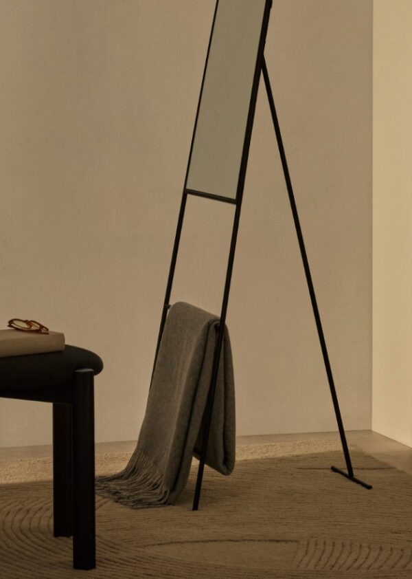 Espelho de pé Moderno, metal preto 55 cm x 166 cm - Image 3